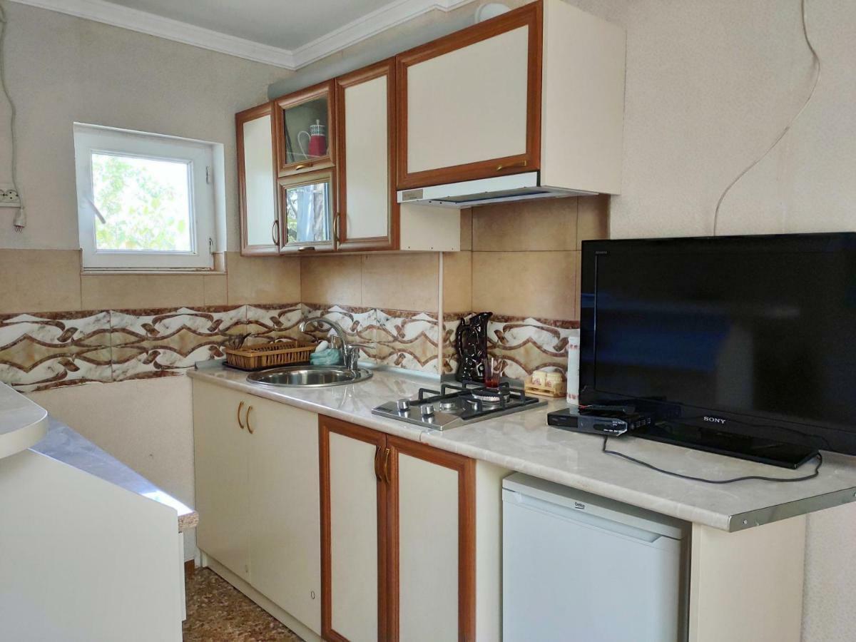 Guesthouse Ttt Tbilisi Exterior photo